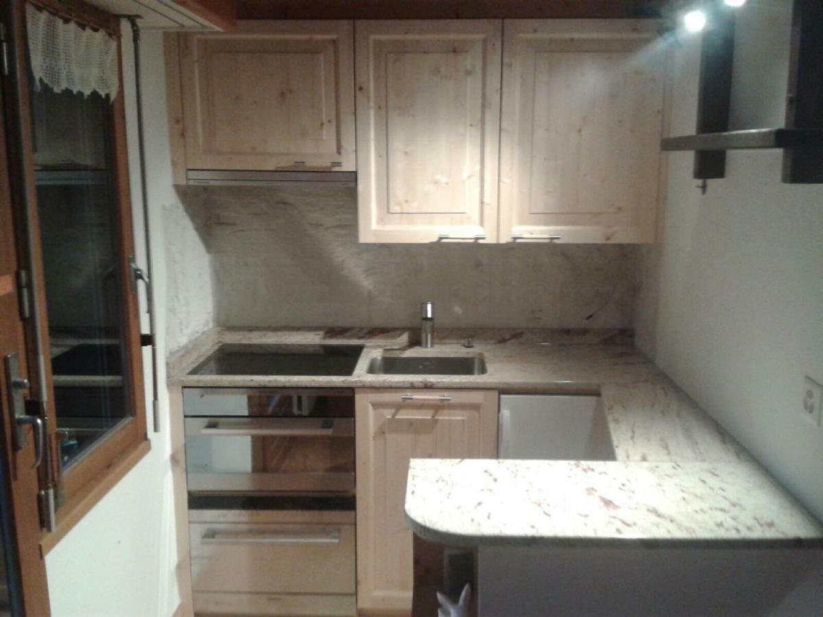 Haus Gentiana A Apartment Grachen Ngoại thất bức ảnh
